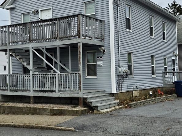 39 Lake St, Webster MA 01570