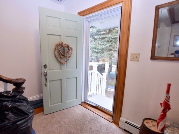 6 Barrows St, Middleboro MA 02346