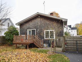 6 Barrows St, Middleboro MA 02346