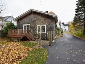 6 Barrows St, Middleboro MA 02346