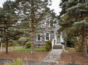 6 Barrows St, Middleboro MA 02346