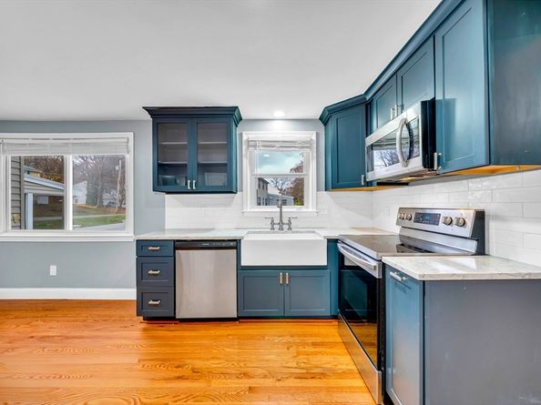 32 Nancy Rd, Milford MA 01757