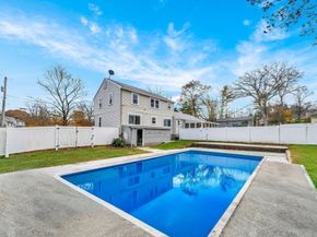 32 Nancy Rd, Milford MA 01757