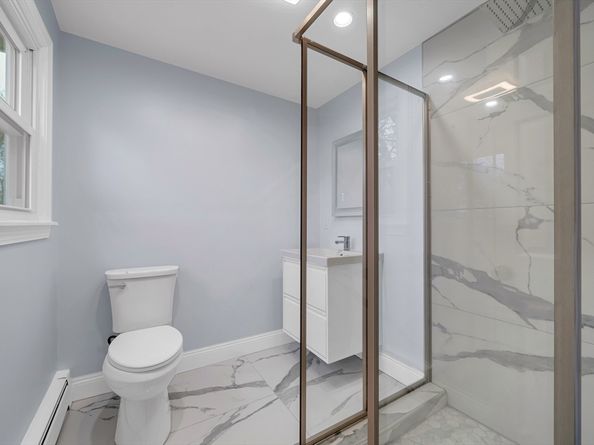 32 Nancy Rd, Milford MA 01757