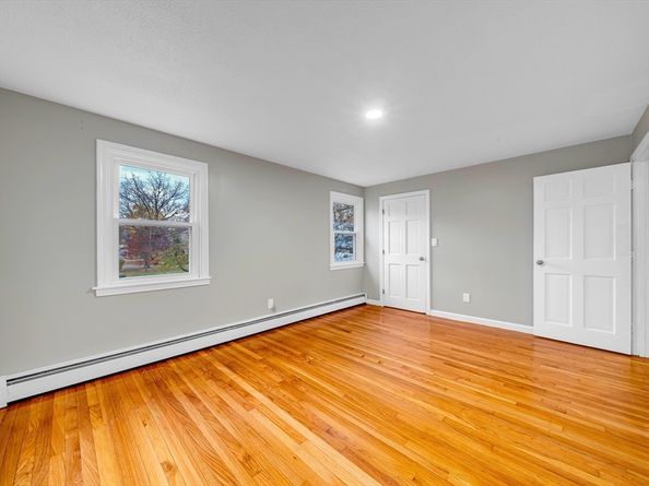 32 Nancy Rd, Milford MA 01757