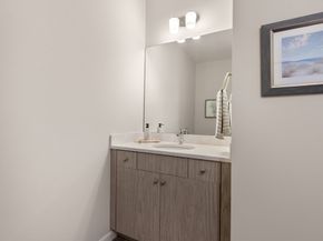 50 Coppersmith Way 211, Canton MA 02021