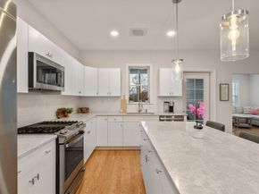 50 Coppersmith Way 211, Canton MA 02021