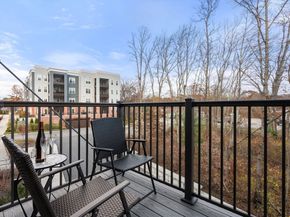 50 Coppersmith Way 211, Canton MA 02021