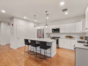 50 Coppersmith Way 211, Canton MA 02021