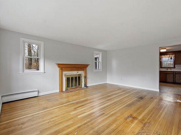 12 Paula Beth Street, Littleton MA 01460