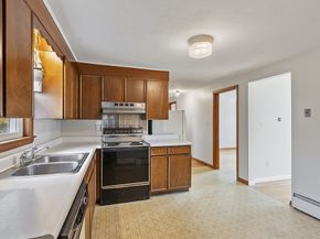 12 Paula Beth Street, Littleton MA 01460