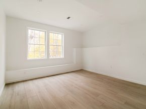 391 Sprague St, Dedham MA 02026