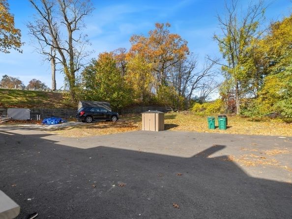 133-137 Laurel St, Fitchburg MA 01420