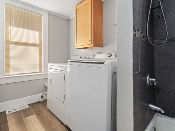 133-137 Laurel St, Fitchburg MA 01420