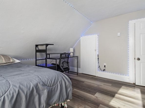 133-137 Laurel St, Fitchburg MA 01420