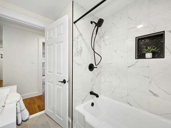 8 Old Farm Road, Hanover MA 02339