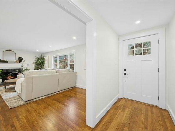 8 Old Farm Road, Hanover MA 02339