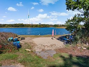 2 Cliff Rd, Hingham MA 02043