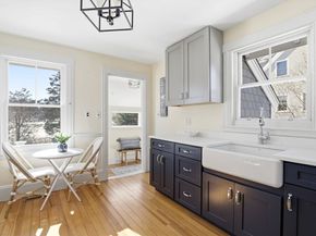 2 Cliff Rd, Hingham MA 02043