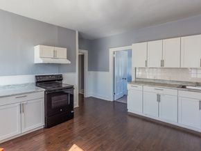 5 Lothrop St, Plymouth MA 02360