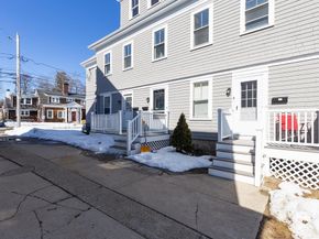5 Lothrop St, Plymouth MA 02360