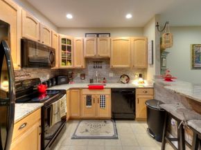 215 Mill St 113, Worcester MA 01602