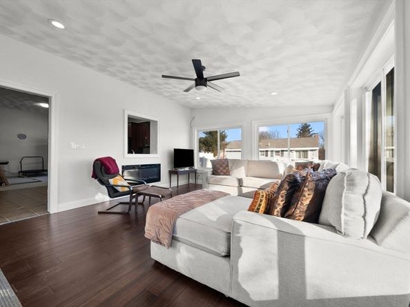 6 Fairlawn Avenue, Burlington MA 01803