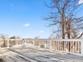 6 Fairlawn Avenue, Burlington MA 01803