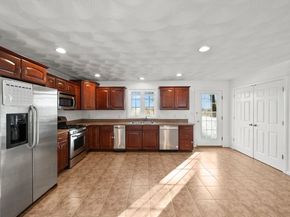 6 Fairlawn Avenue, Burlington MA 01803