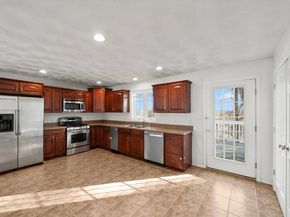 6 Fairlawn Avenue, Burlington MA 01803