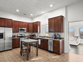 6 Fairlawn Avenue, Burlington MA 01803