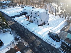 22 Kelly Ave, Fitchburg MA 01420