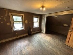 27 Sixth Ave, Quincy MA 02169