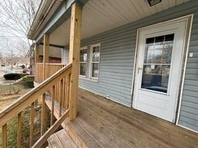 27 Sixth Ave, Quincy MA 02169