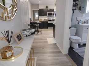 8 Pelham St, Worcester MA 01609