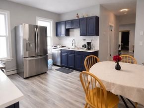 8 Pelham St, Worcester MA 01609