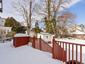 85 Division St, Brockton MA 02301