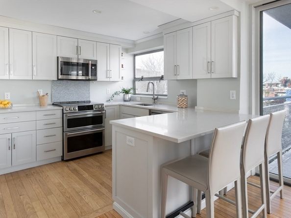 80 Park St. 75, Brookline MA 02446