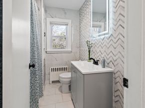 256 S Main St, Hopedale MA 01747