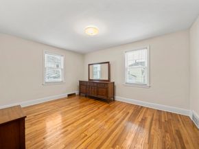 54 Safford St, Quincy MA 02171