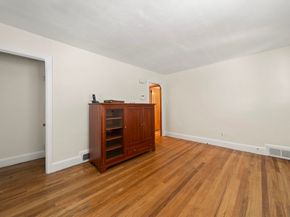 54 Safford St, Quincy MA 02171