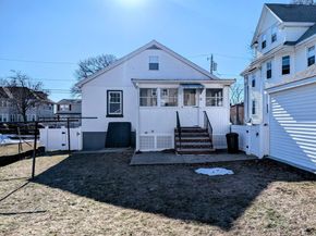 54 Safford St, Quincy MA 02171