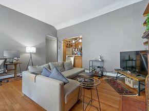 351 Beacon St 4, Boston MA 02116