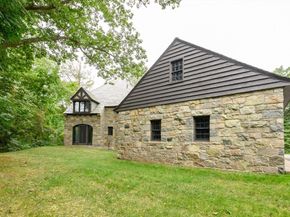 3 Evergreen Ln, Hingham MA 02043