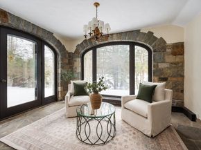 3 Evergreen Ln, Hingham MA 02043