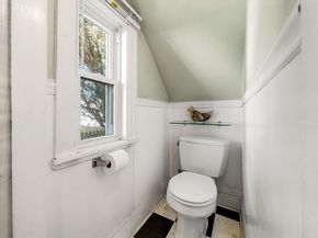 12 Arthur Street, Gloucester MA 01930