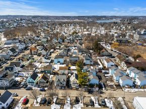 12 Arthur Street, Gloucester MA 01930