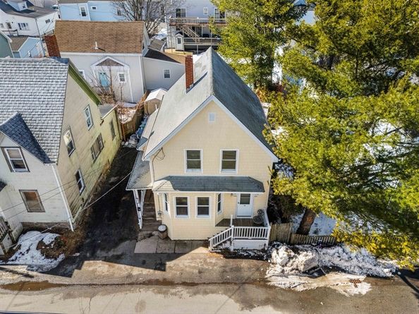 12 Arthur Street, Gloucester MA 01930