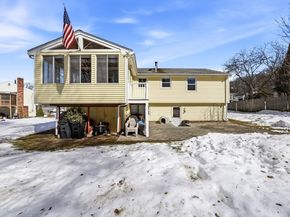 4 Gangi Ter, Woburn MA 01801