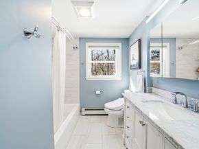 4 Gangi Ter, Woburn MA 01801